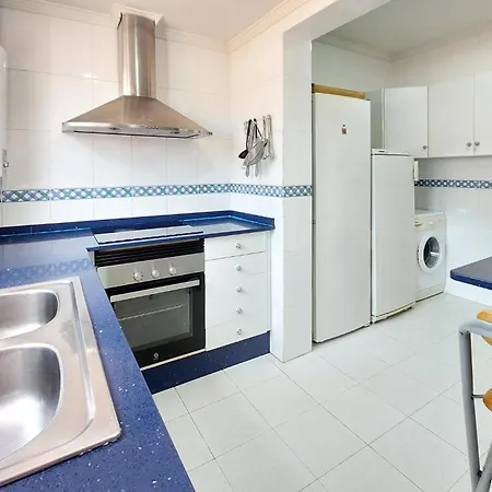 In With Kitchenette בית נופש *